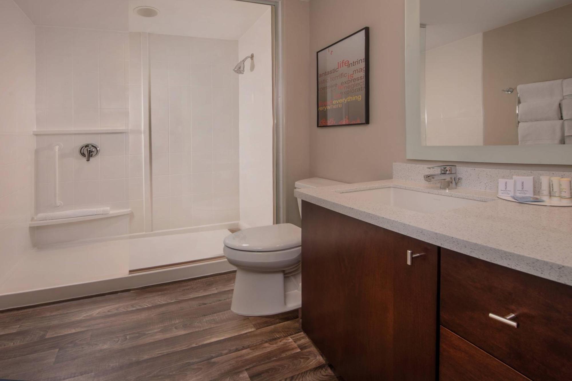 Towneplace Suites By Marriott Altoona Zewnętrze zdjęcie