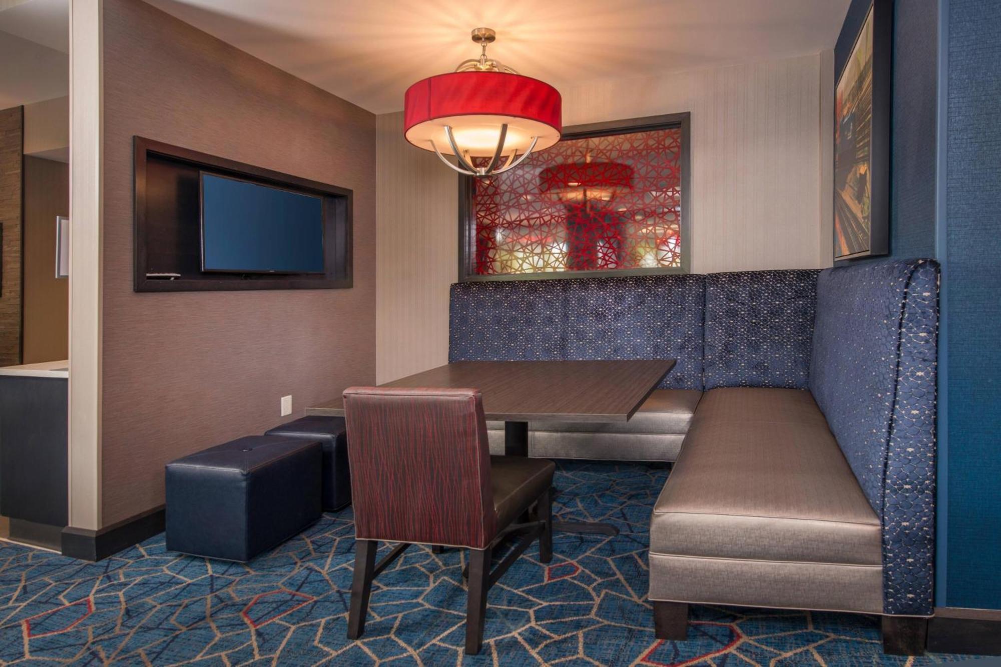 Towneplace Suites By Marriott Altoona Zewnętrze zdjęcie